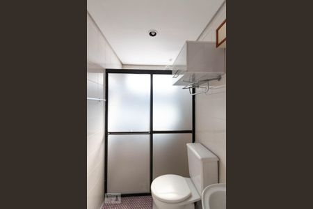 Apartamento para alugar com 58m², 2 quartos e 1 vaga Apartamento para alugar com 58m², 2 quartos e 1 vagaBanheiro