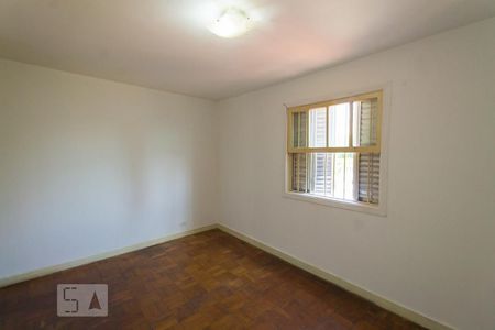 Casa à venda com 240m², 5 quartos e 3 vagasQuarto 2