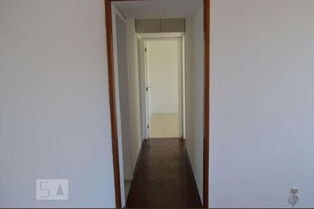 Corredor de apartamento para alugar com 2 quartos, 58m² em Fonseca, Niterói