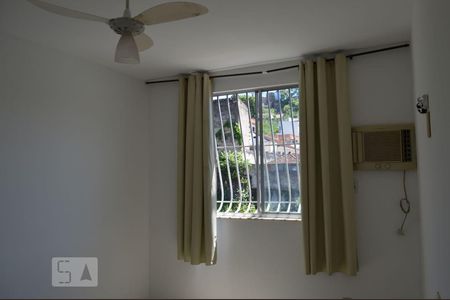 Quarto 2 de apartamento para alugar com 2 quartos, 58m² em Fonseca, Niterói