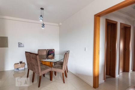 Sala de apartamento para alugar com 3 quartos, 80m² em Vila Ipiranga, Porto Alegre