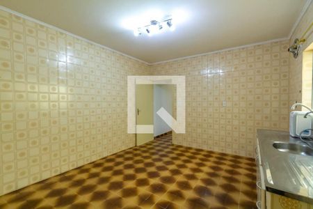 Casa à venda com 173m², 2 quartos e 2 vagasCozinha