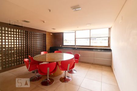 Apartamento para alugar com 26m², 1 quarto e 1 vaga Apartamento para alugar com 26m², 1 quarto e 1 vagaAdega