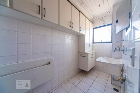 Apartamento à venda com 65m², 2 quartos e 1 vagaÁrea de Serviço