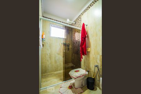 Casa de condomínio à venda com 493m², 3 quartos e 8 vagasBanheiro da Suíte 1