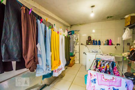 Casa de condomínio à venda com 493m², 3 quartos e 8 vagasLavanderia