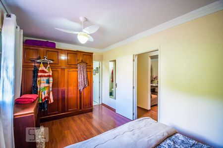 Casa de condomínio à venda com 493m², 3 quartos e 8 vagasSuíte 1