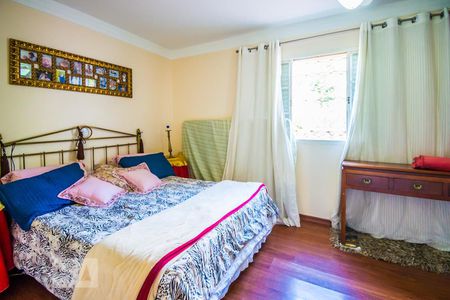 Casa de condomínio à venda com 493m², 3 quartos e 8 vagasSuíte 1