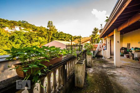 Casa de condomínio à venda com 493m², 3 quartos e 8 vagasÁrea comum - Churrasqueira