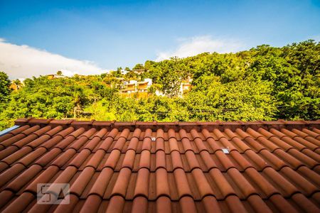 Casa de condomínio à venda com 493m², 3 quartos e 8 vagasVista da Suíte 1