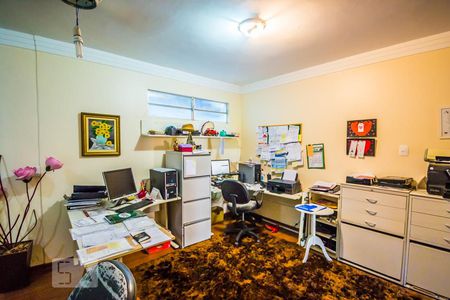 Casa de condomínio à venda com 493m², 3 quartos e 8 vagasEscritório