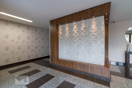 Apartamento à venda com 134m², 4 quartos e 4 vagasHall de entrada do prédio