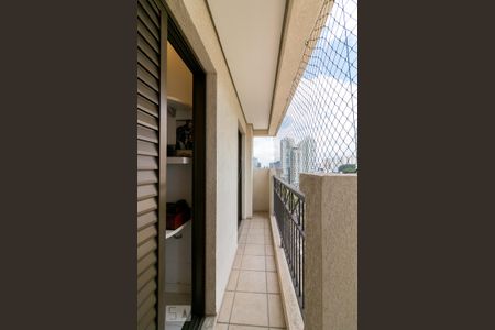 Apartamento à venda com 134m², 4 quartos e 4 vagasVaranda quarto 1