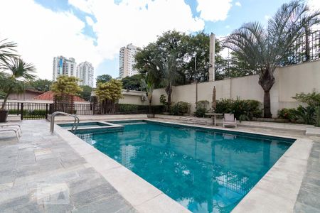 Apartamento à venda com 134m², 4 quartos e 4 vagasPiscina