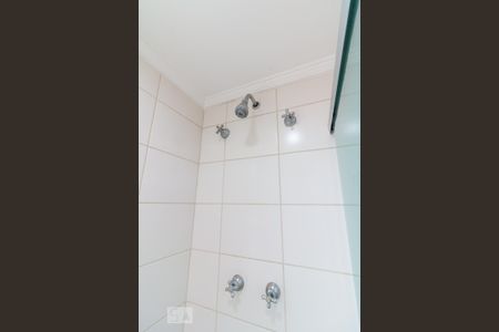 Apartamento à venda com 134m², 4 quartos e 4 vagasBanheiro social - chuveiro
