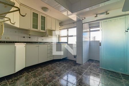Cozinha de apartamento para alugar com 2 quartos, 72m² em Campo Belo, São Paulo