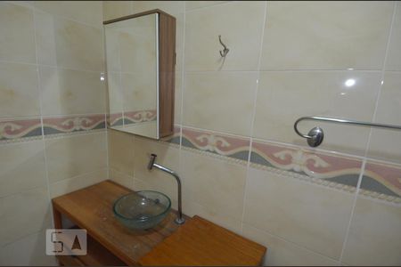 Apartamento para alugar com 80m², 3 quartos e sem vagaBanheiro social