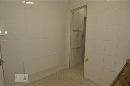Apartamento para alugar com 80m², 3 quartos e sem vagaCozinha