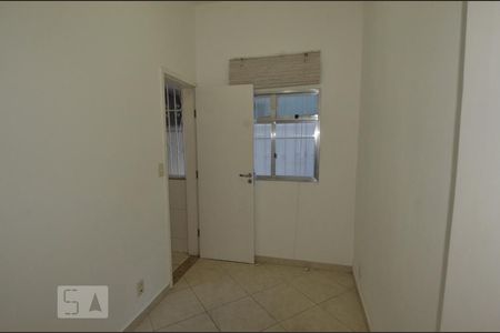 Apartamento para alugar com 80m², 3 quartos e sem vagaQuarto de serviço