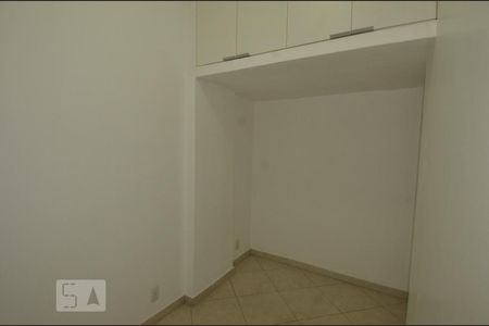 Apartamento para alugar com 80m², 3 quartos e sem vagaQuarto de serviço