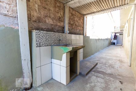 Casa para alugar com 100m², 2 quartos e 1 vagaÁrea de Serviço