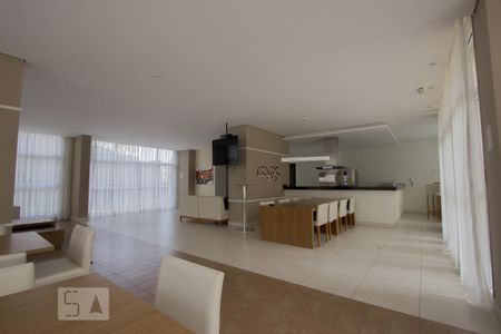 Apartamento para alugar com 47m², 2 quartos e 1 vaga Apartamento para alugar com 47m², 2 quartos e 1 vagaÁrea comum - Salão de Festas