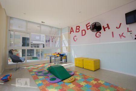 Apartamento para alugar com 47m², 2 quartos e 1 vaga Apartamento para alugar com 47m², 2 quartos e 1 vagaÁrea comum - Brinquedoteca