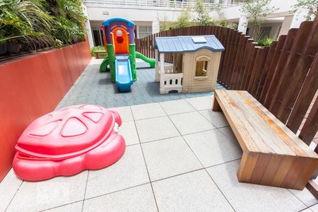 Apartamento para alugar com 42m², 1 quarto e 1 vaga Apartamento para alugar com 42m², 1 quarto e 1 vagaPlayground