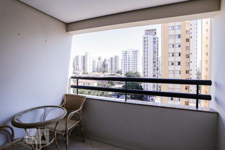 Varanda Sala de apartamento à venda com 2 quartos, 70m² em Vila Pompéia, São Paulo