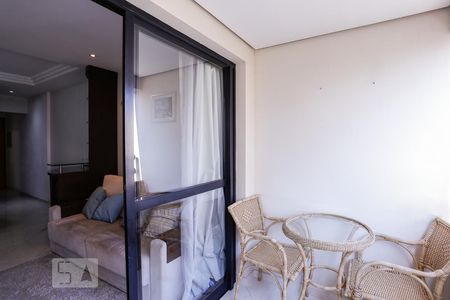 Varanda Sala de apartamento à venda com 2 quartos, 70m² em Vila Pompéia, São Paulo