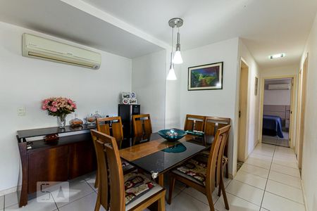 Sala de apartamento à venda com 3 quartos, 83m² em Charitas, Niterói