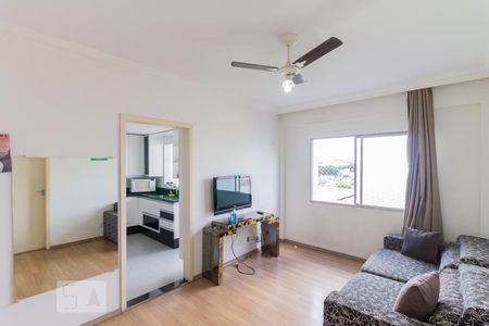 Apartamento para alugar com 65m², 2 quartos e 1 vagaSala