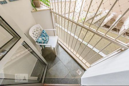 Sacada da Sala de apartamento para alugar com 1 quarto, 45m² em Cambuí, Campinas