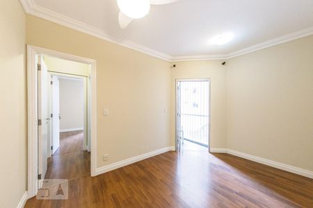 Sala de apartamento para alugar com 1 quarto, 45m² em Cambuí, Campinas
