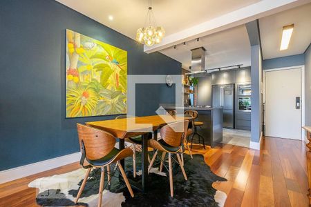 Sala de apartamento à venda com 2 quartos, 95m² em Cerqueira César, São Paulo