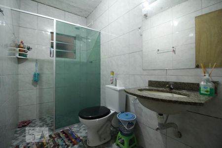 Banheiro de casa à venda com 2 quartos, 80m² em Jardim Clímax, São Paulo