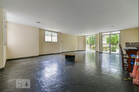 Apartamento à venda com 60m², 2 quartos e 1 vagaSalão de Festas