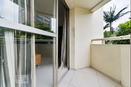 Apartamento à venda com 60m², 2 quartos e 1 vagaSacada da Sala