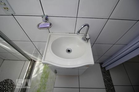 Banheiro Social de kitnet/studio para alugar com 1 quarto, 20m² em Centro, Rio de Janeiro