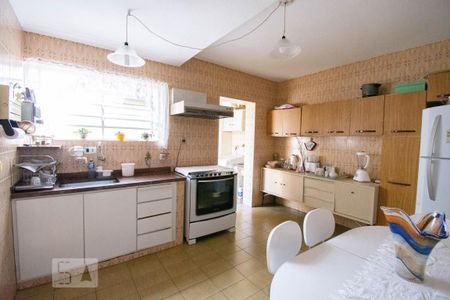 Casa à venda com 102m², 2 quartos e 2 vagasCozinha