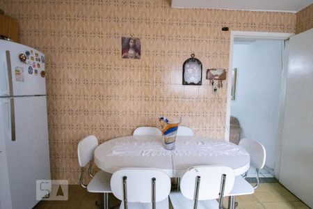 Casa à venda com 102m², 2 quartos e 2 vagasCozinha