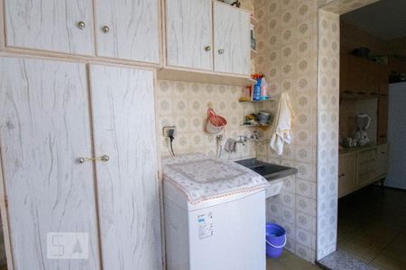 Casa à venda com 102m², 2 quartos e 2 vagasLavanderia