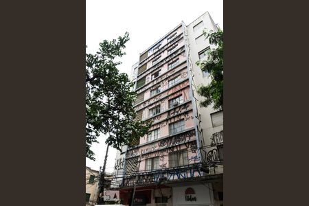 Apartamento para alugar com 66m², 2 quartos e sem vagaFachada