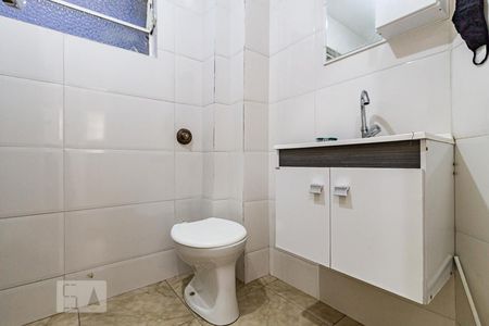 Apartamento para alugar com 66m², 2 quartos e sem vaga Apartamento para alugar com 66m², 2 quartos e sem vagaBanheiro