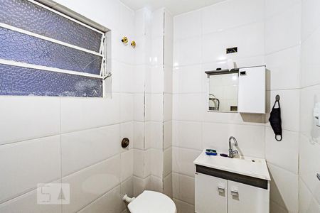 Apartamento para alugar com 66m², 2 quartos e sem vaga Apartamento para alugar com 66m², 2 quartos e sem vagaBanheiro