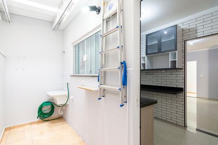 Apartamento à venda com 74m², 2 quartos e 2 vagasÁrea de Serviço