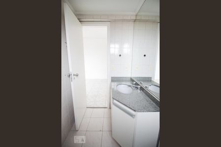 Apartamento para alugar com 100m², 3 quartos e 2 vagasBanheiro Quarto 2 suite