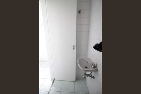 Apartamento para alugar com 100m², 3 quartos e 2 vagasBanheiro de serviço