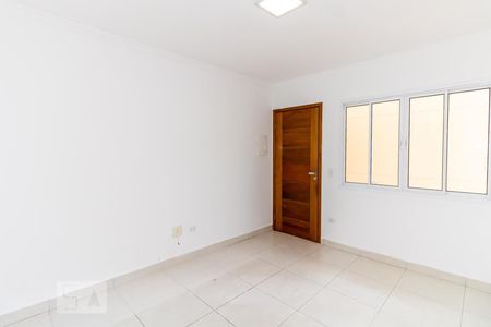 Sala e Cozinha de apartamento para alugar com 1 quarto, 42m² em Vila Nova Mazzei, São Paulo
