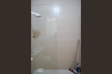 Apartamento para alugar com 75m², 2 quartos e sem vagaBanheiro 